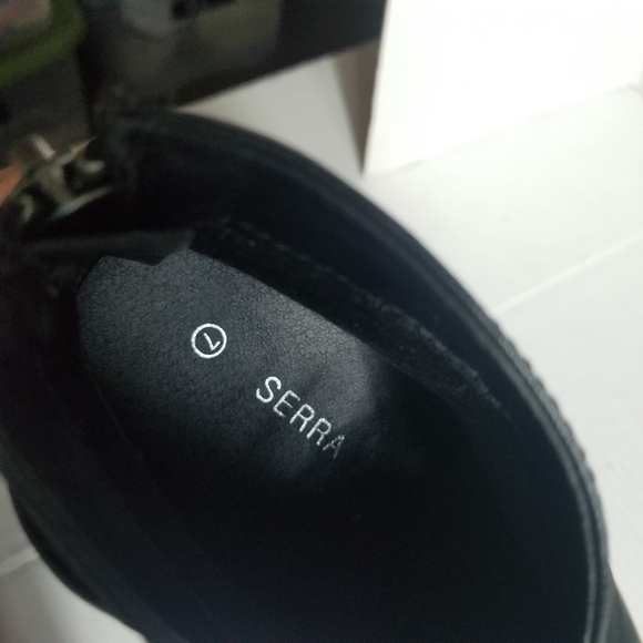 SERRA WOMEN'S HEELED BOOTS SIZE 7 - Picture 2 of 9